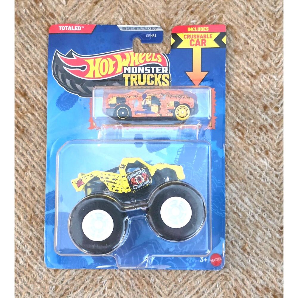 Hot Wheels Monster Trucks: Totaled GRH81 New